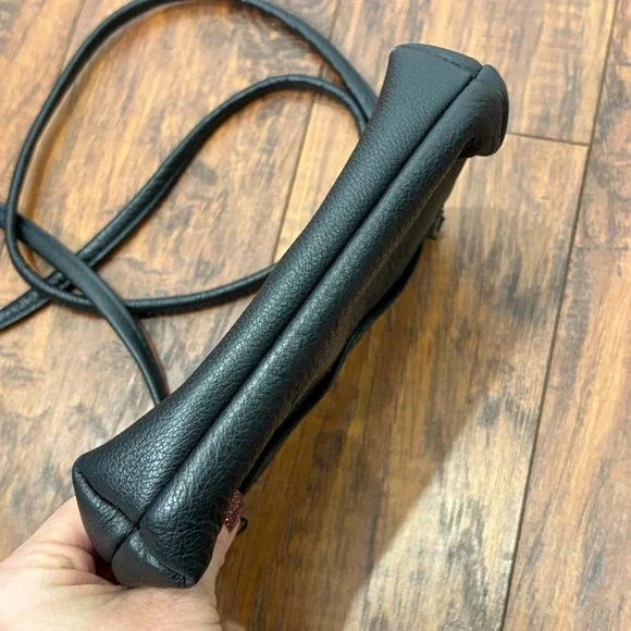 Vtg Betty Boop Embroidered Leather Crossbody Bag Black 90s Rare Novelty Pop Art - Picture 8 of 14